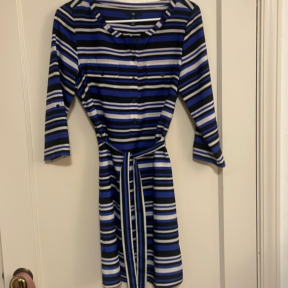 Work dress - Picture 1 of 2